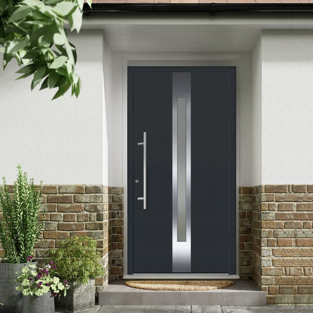 Anthrazitfarbene Tür mit Metallgriff und vertikalem Glaselement.